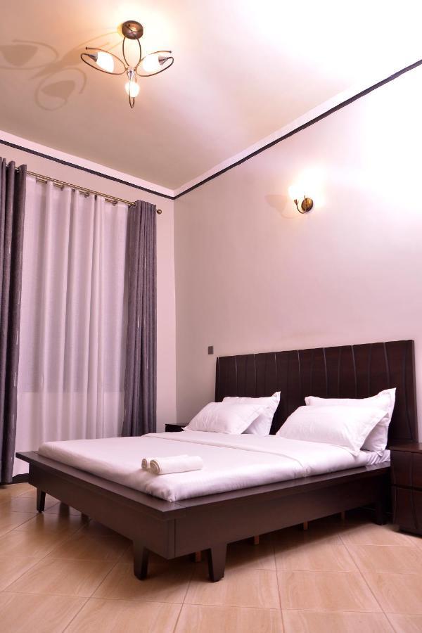 Hilltop Apartments Bwebajja 外观 照片